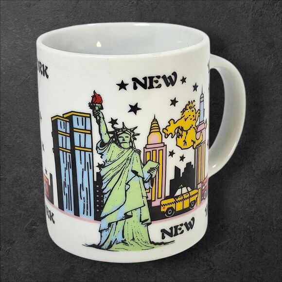 Vintage NYC Mug Twin Towers King Kong Statue of Liberty Souvenir Ceramic Retro - Picture 3 of 8